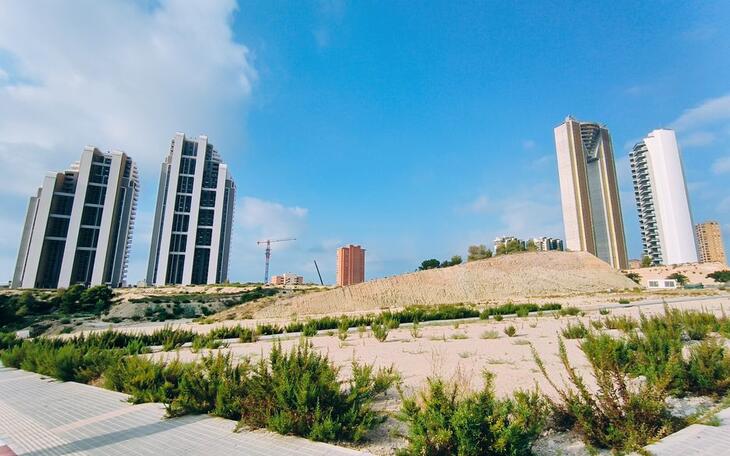 El Grupo Socialista denuncia un “pelotazo” de 20 millones a cuenta de la torre eólica de Poniente